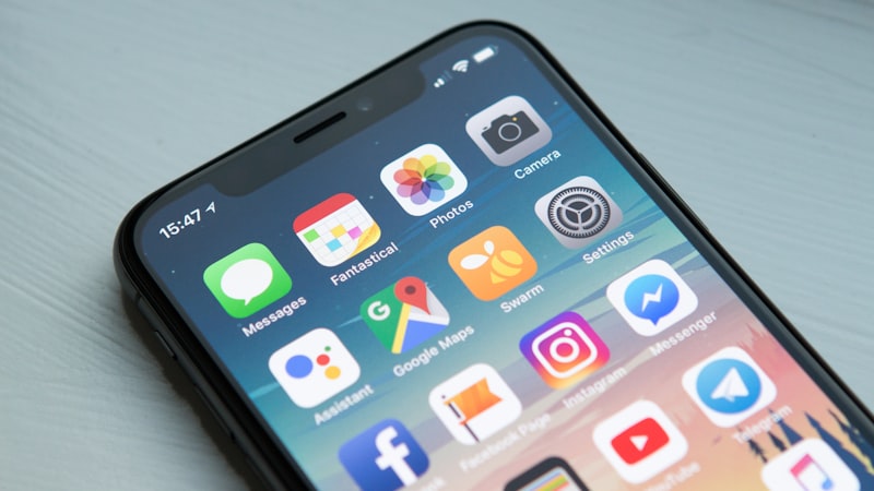Application mobile ColisTrack utilisée par les clients de MON CARGO